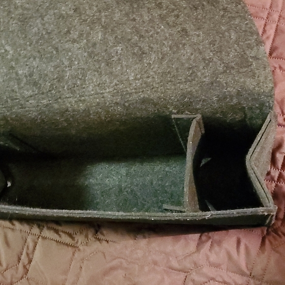 ==^️handy felt organizer for couch, armchair, bedside - Picture 9 of 16